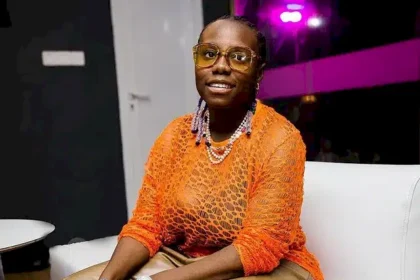 "Odogwu will not like this" - Mixed reactions trail video of Teni calling her puppy 'Burna Boy'