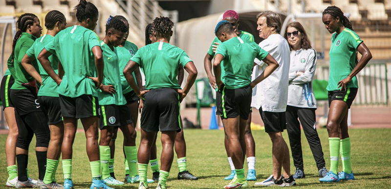 SUPER FALCONS