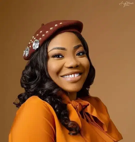 Mercy Chinwo sues Obidiz for using her name in secular song, demands N2Bn in damages