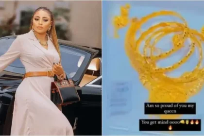 Regina Daniels shows off new N10 million gold jewelry (Video)