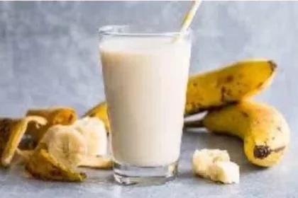 If You Drink a Cup of Milk with a Banana Every Night, This Is What Will Happen to Your Body