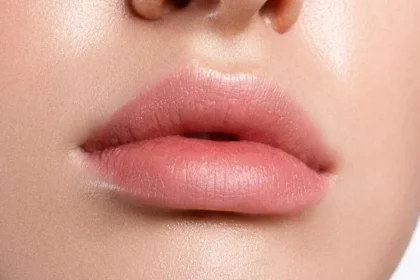 a-beautiful-woman_s-perfect-natural-pink-lips_1024x400