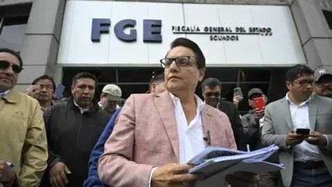 Five jailed for Ecuador presidential candidate's murder