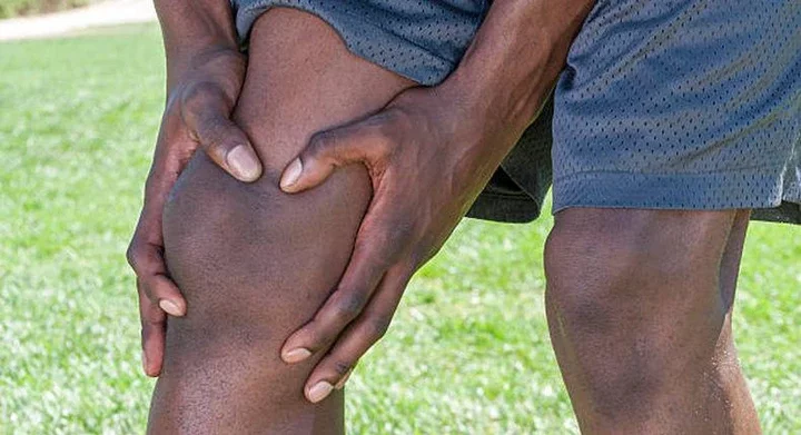 Here's why your knees crack and pop sometimes