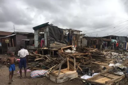 Over 3000 Lagos Residents in Distress, Rendered Homeless as Gov't Officials, Policemen Demolish, Set Fire to Buildings (Photos)