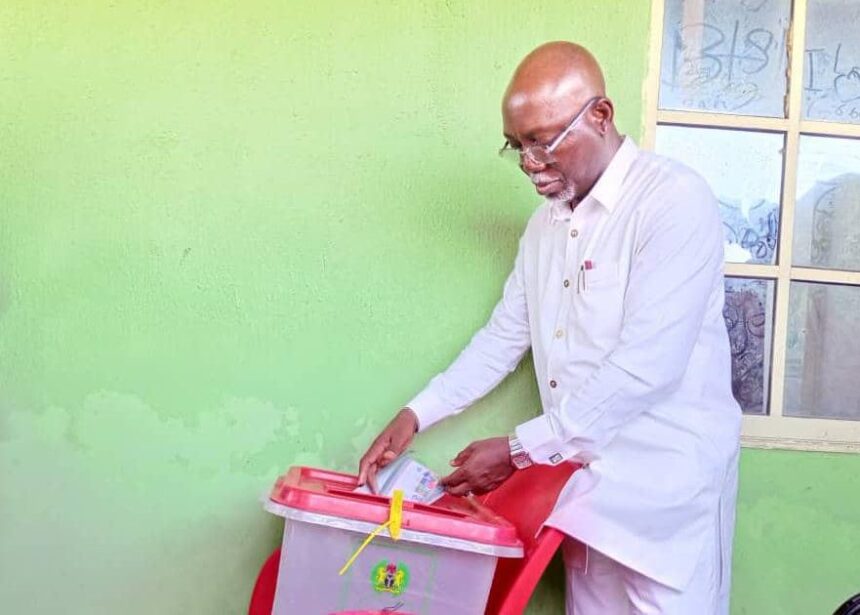 Aiyedatiwa votes at Ilaje LG polling unit