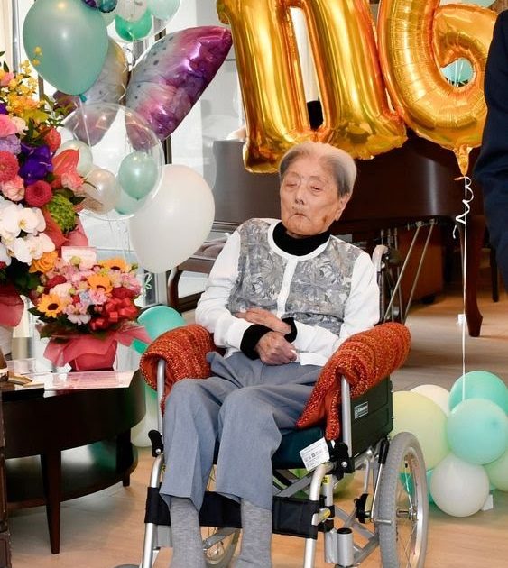 World's oldest person, Tomiko Itooka, dies aged 116