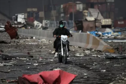 Five killed, more than 700 people injured after massive explosion in Iranian port