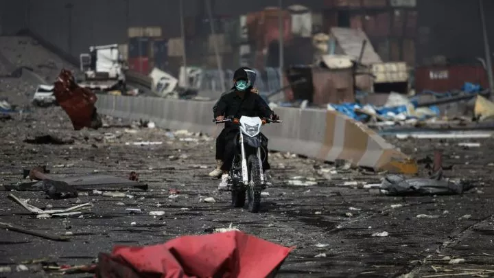 Five killed, more than 700 people injured after massive explosion in Iranian port