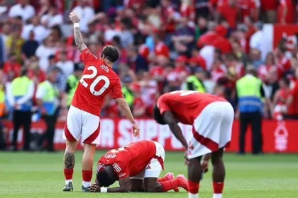 BREAKING NEWS - Nottingham Forest striker Taiwo Awoniyi taken to hospital for emergency surgery after colliding with post during 2-2 draw with Leicester