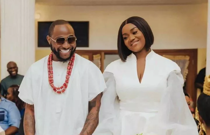 'I want two more kids' - Chioma begs Davido