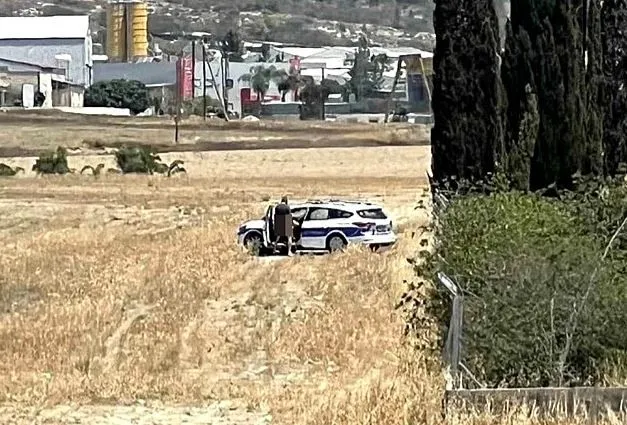 Police Officers Caught On Camera Having S*x In Their Patrol Car In Broad Daylight