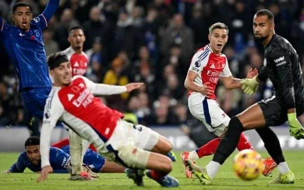 Premier League: Chelsea Survives Arsenal